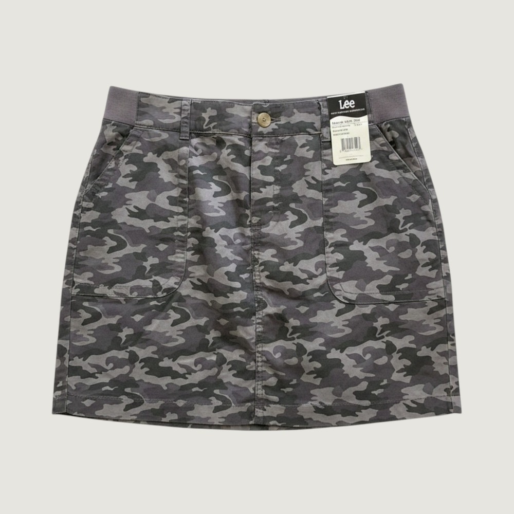 Lee Womens Camo Skort Gray Camouflage Mid Rise Comfort Waistband Size 8 M